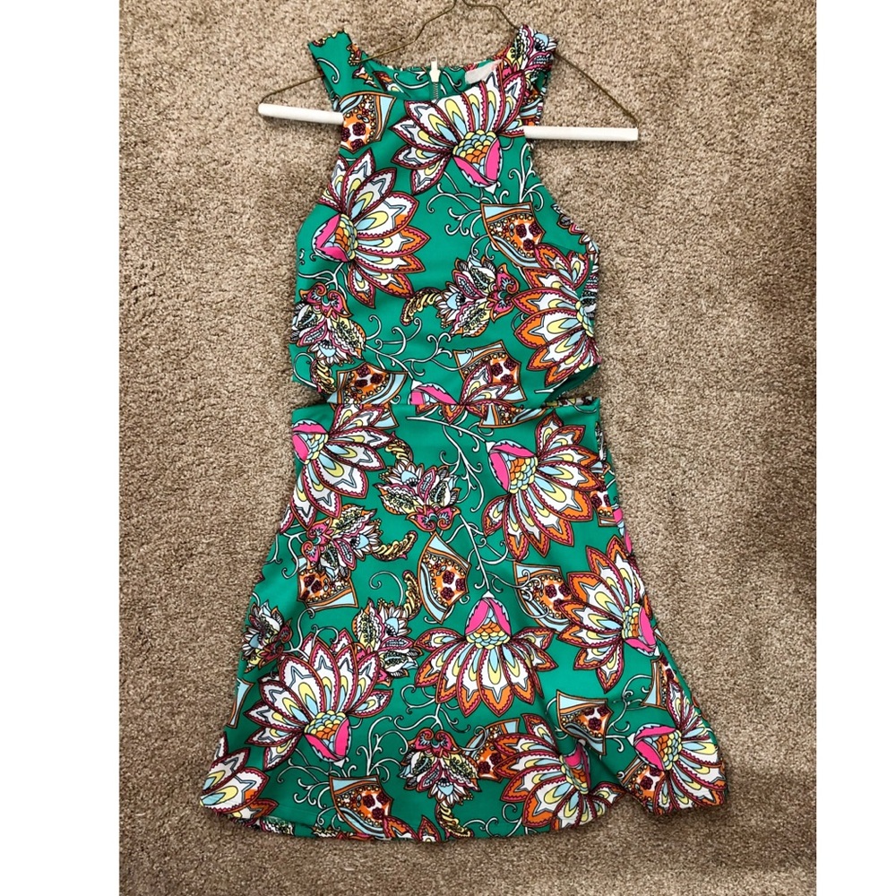 Fun summer dress 🤗